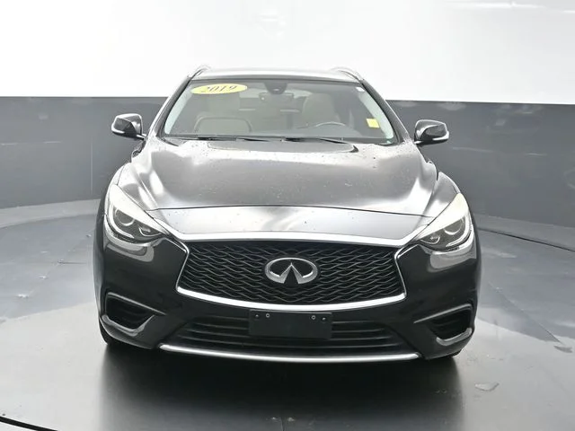 Used 2019 Black INFINITI LUXE image 2