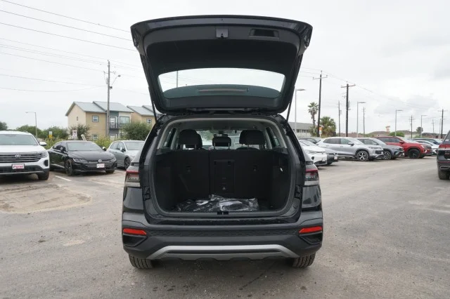 2025 Volkswagen Taos S - Photo 7