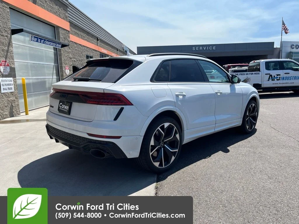 Used 2023 Glacier White Metallic Audi 4.0T image 6