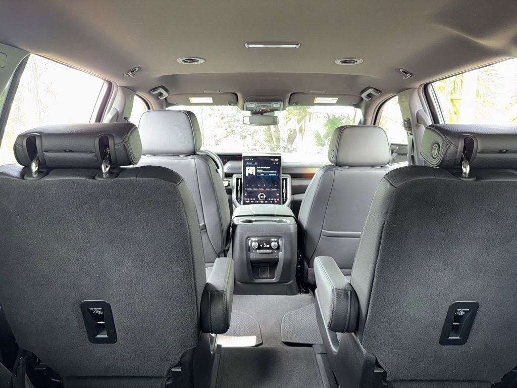 Used 2025 Sterling Metallic GMC Denali image 60