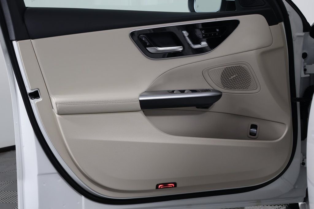 New 2026 Polar White Mercedes-Benz C 300 image 7