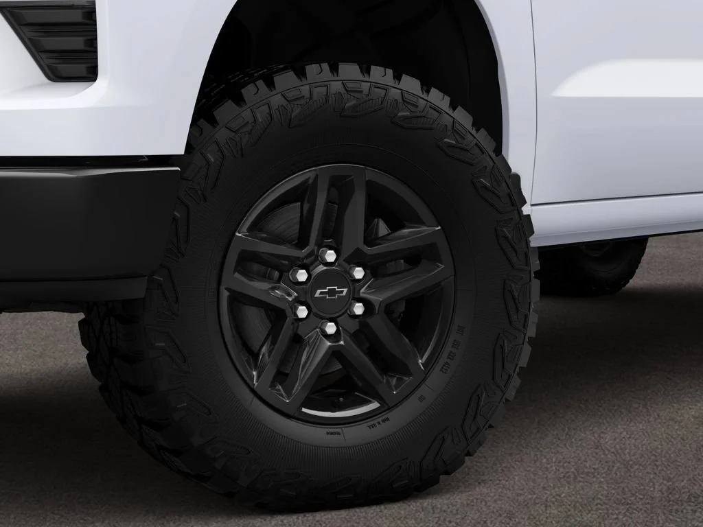 New 2026 Summit White Chevrolet Custom Trail Boss image 4
