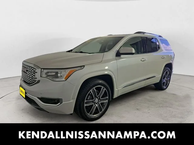 2017 GMC Acadia Denali AWD's photo