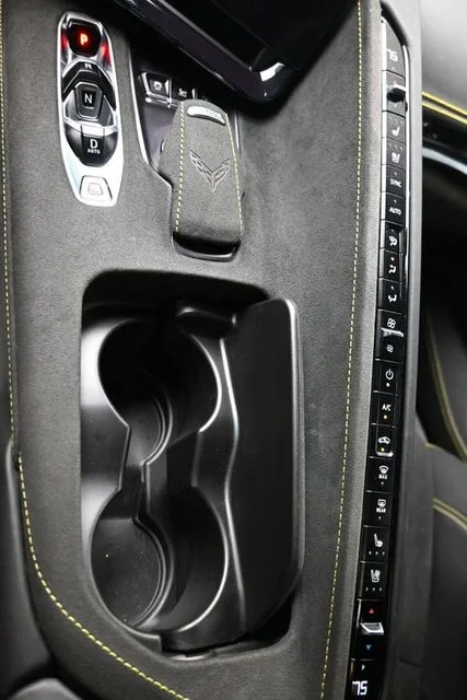 Used 2025 Yellow Chevrolet Stingray image 13