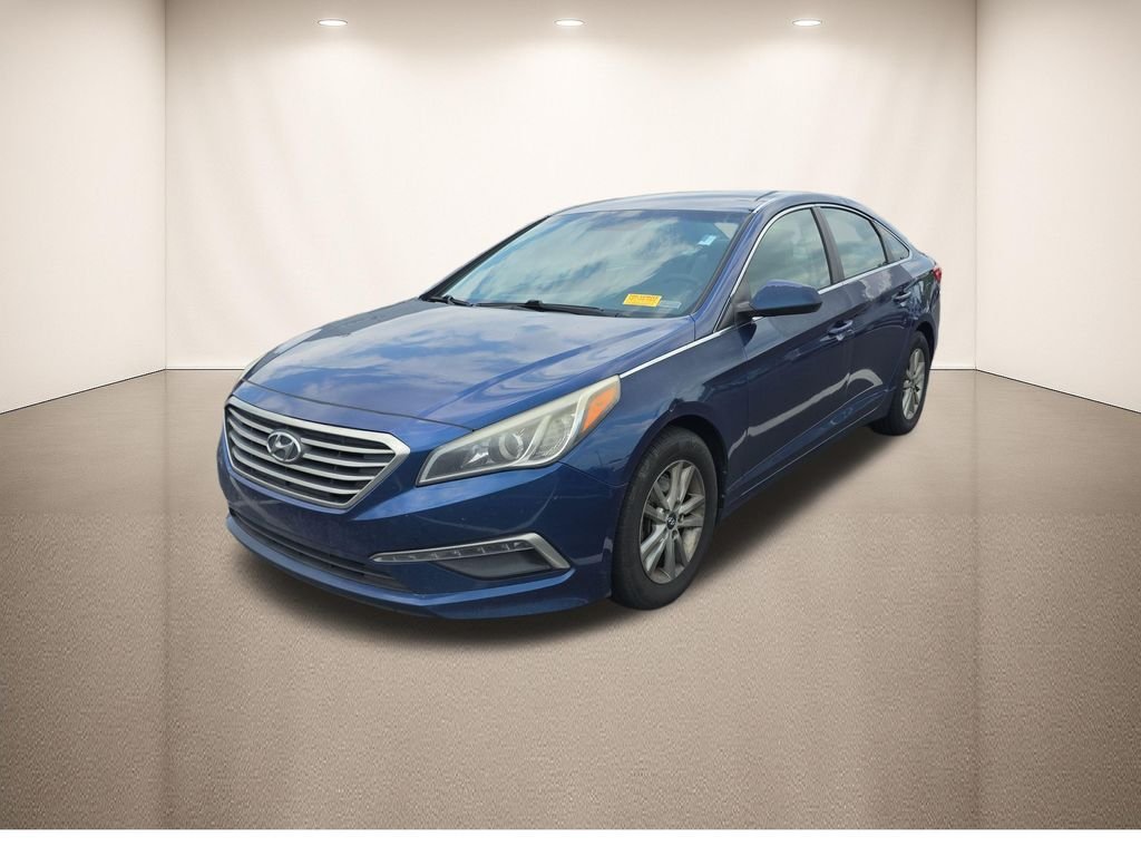 Used 2015 Blue Hyundai SE image 11