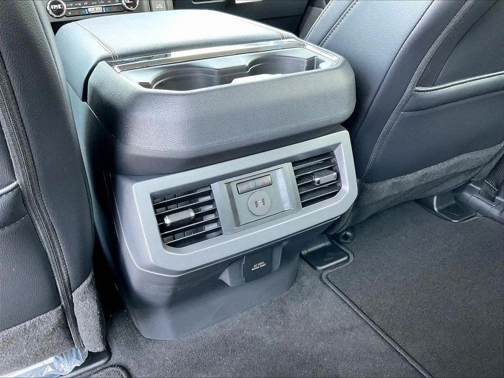 New 2026 Avalanche Ford F-250® Lariat® image 19