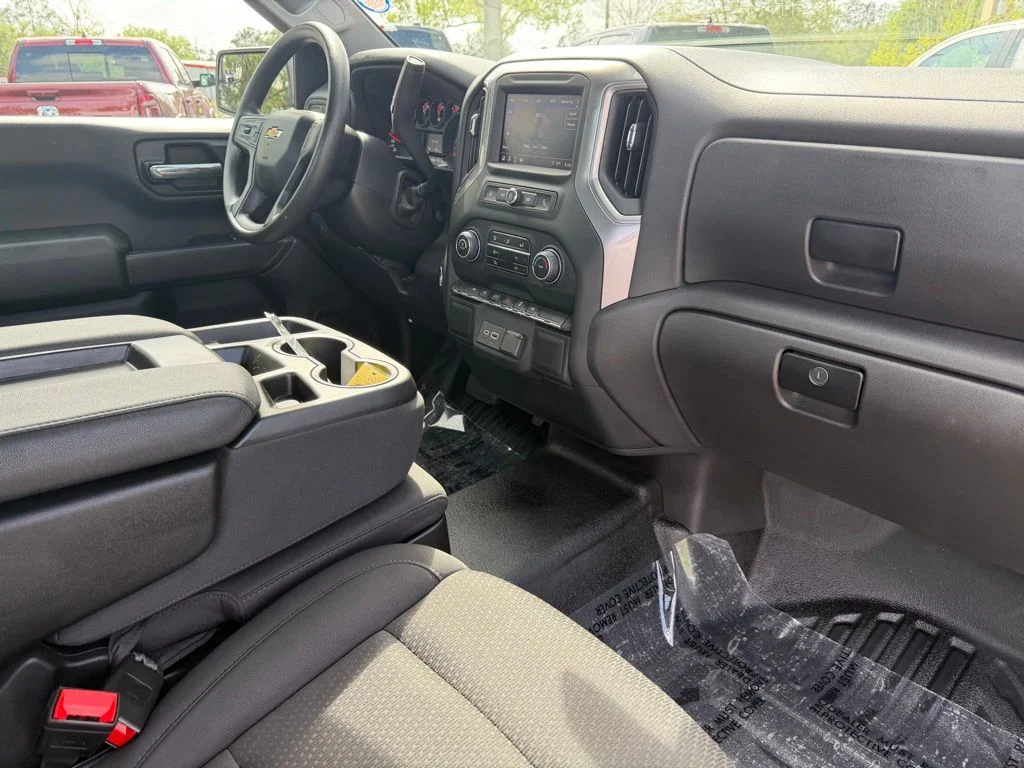 2024 Chevrolet Silverado 1500 Work Truck - Photo 9