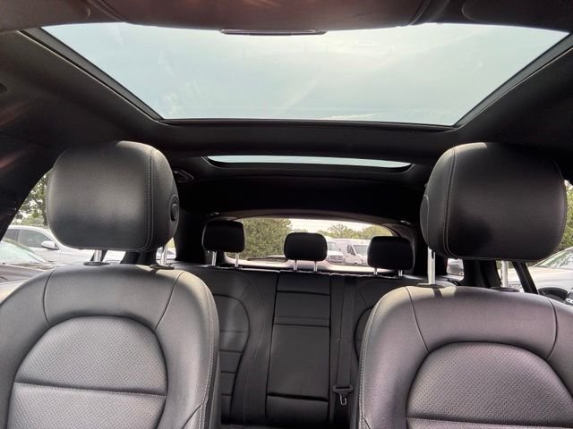 Used 2020 Iridium Silver Metallic Mercedes-Benz GLC 300 image 17