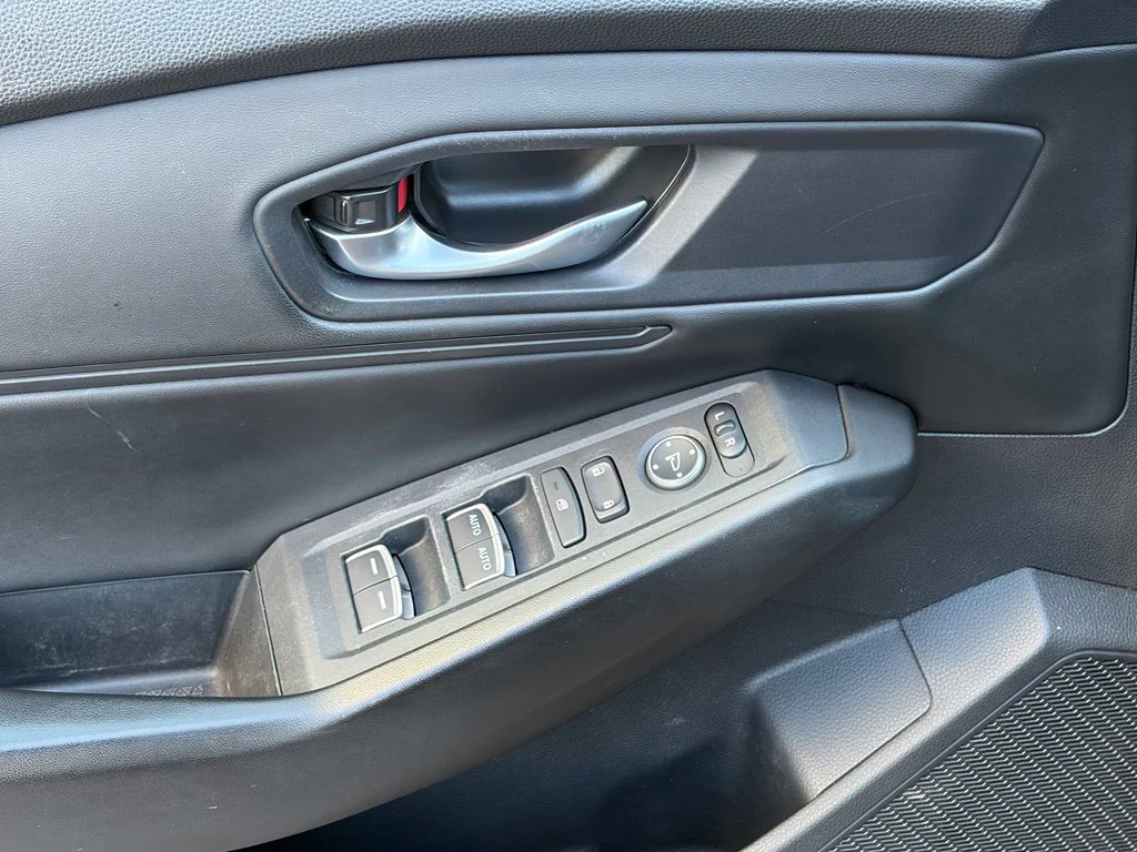 2024 Honda Accord EX - Photo 17