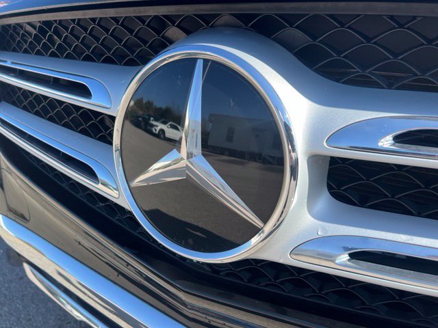 Used 2017 Black Mercedes-Benz GLC 300 image 9