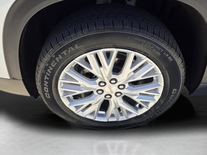 Used 2026 Summit White GMC FWD 4DR ELEVATION image 9