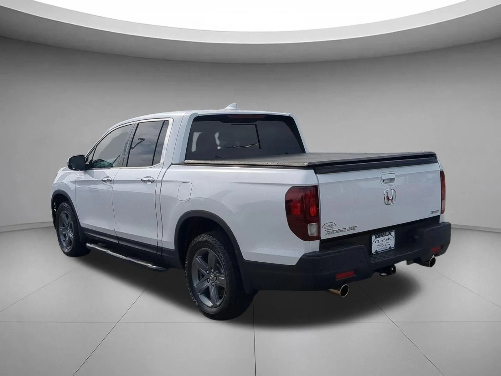 Used 2023 Platinum White Pearl Honda RTL-E image 3