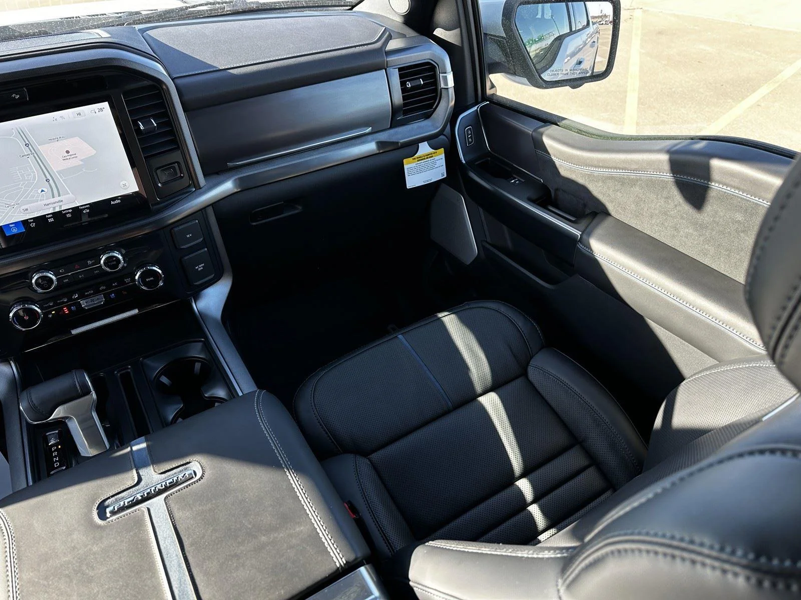 New 2025 Star White Metallic Tri-Coat Ford Platinum image 17