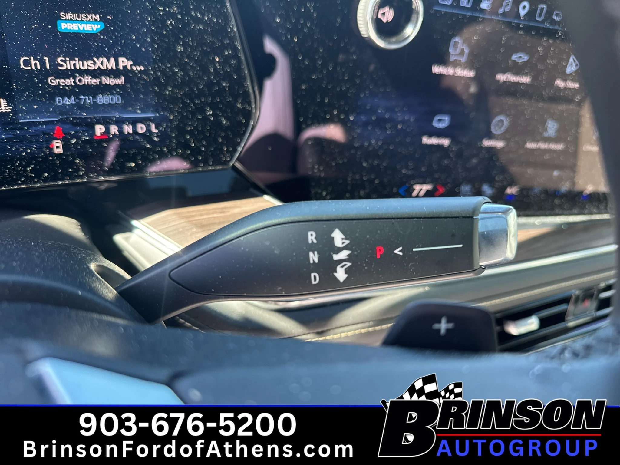 Used 2025 Iridescent Pearl Tricoat Chevrolet Premier image 26