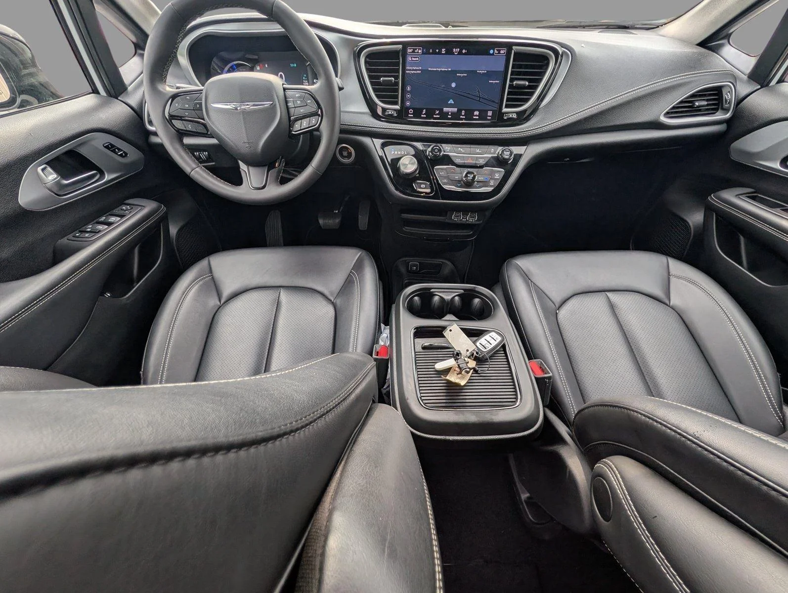 Used 2024 Bright White Clearcoat Chrysler Hybrid S Appearance Pkg image 28