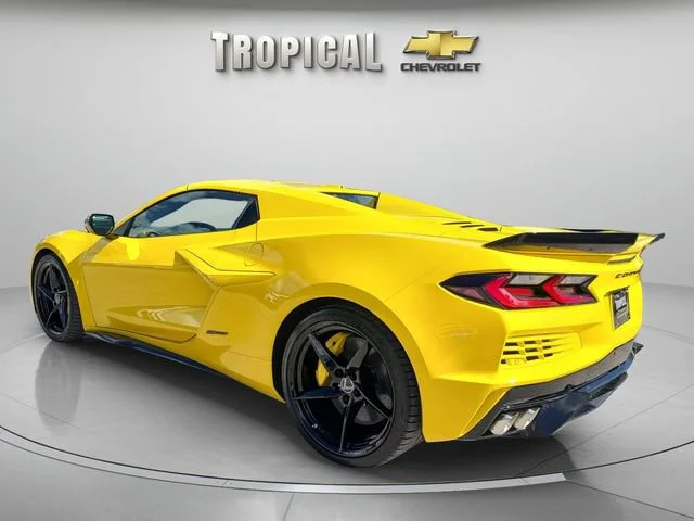 New 2025 Competition Yellow Tintcoat Metallic Chevrolet 3LZ image 3