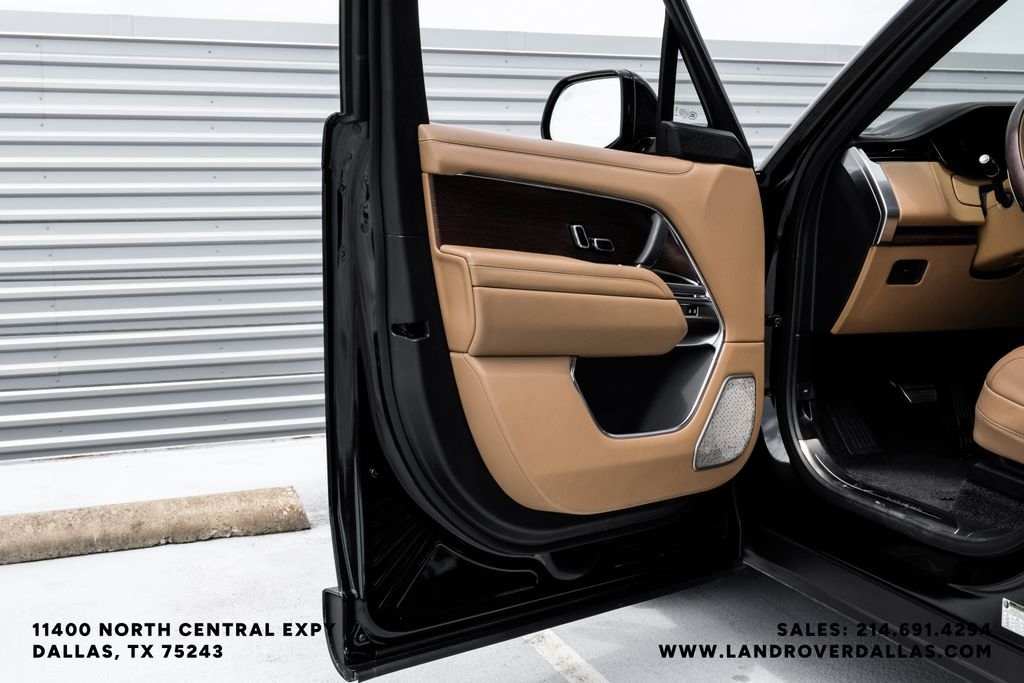 Used 2024 Black Land Rover Autobiography image 47