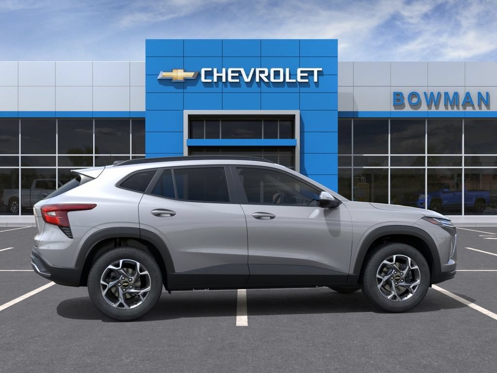 2026 Chevrolet Trax LT - Photo 5
