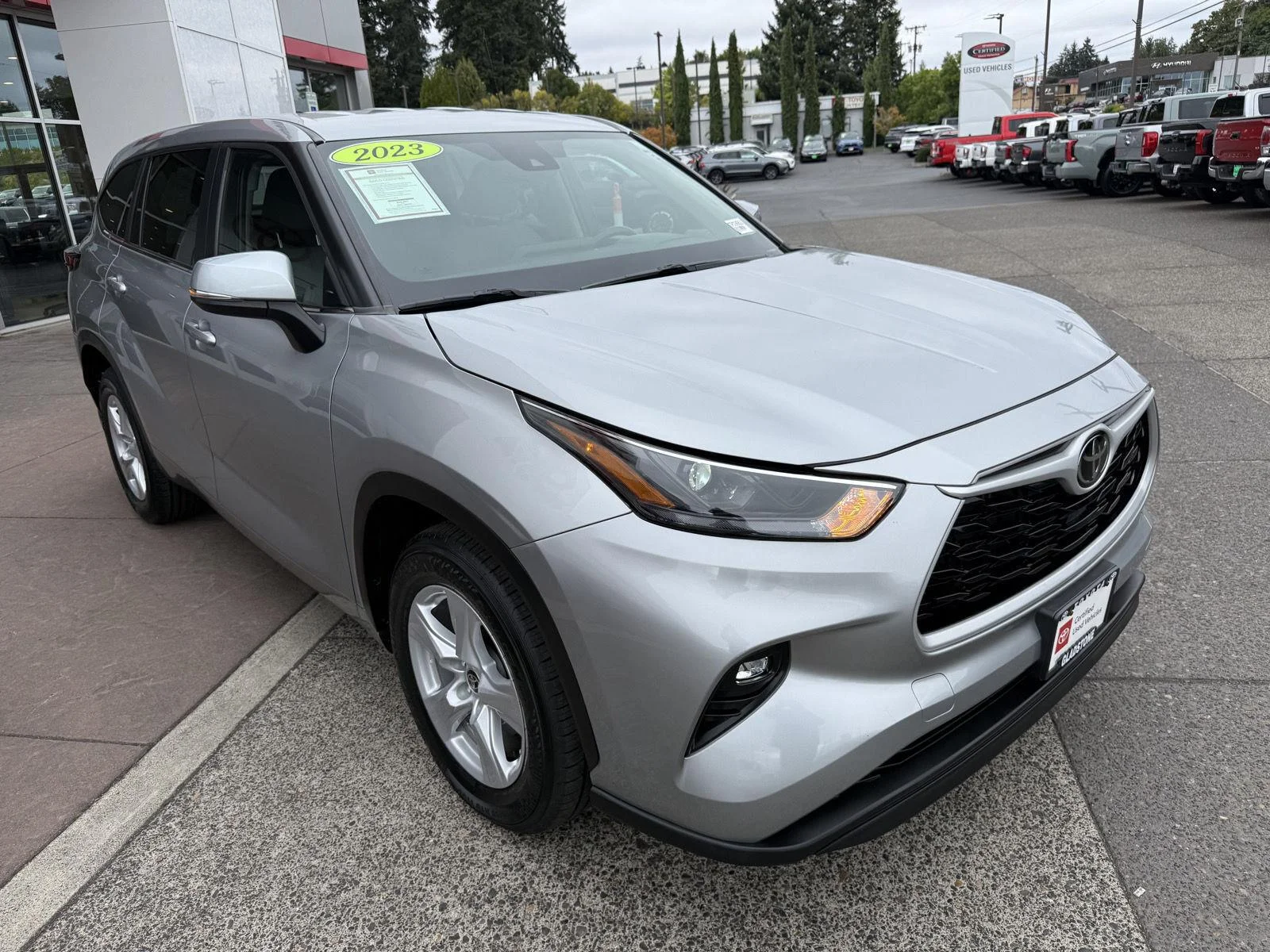 Used 2023 Celestial Silver Metallic Toyota LE image 7