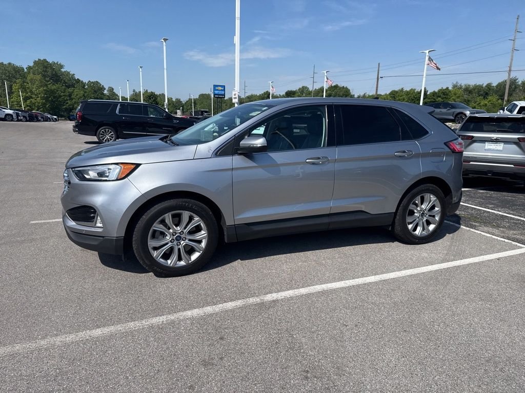 Used 2021 Silver Ford Titanium image 4