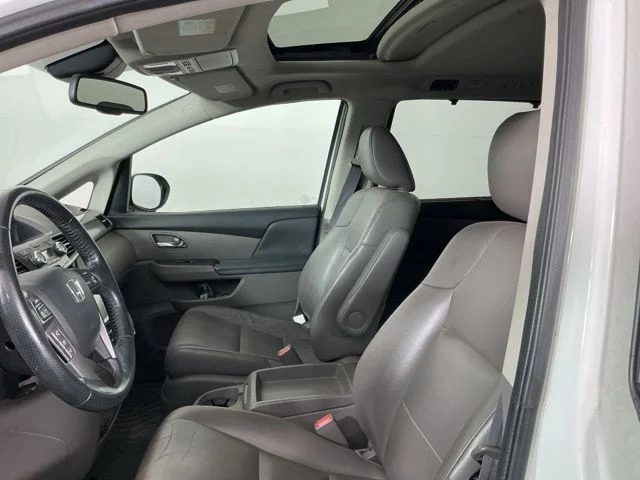 Used 2014 White Honda EX-L image 10