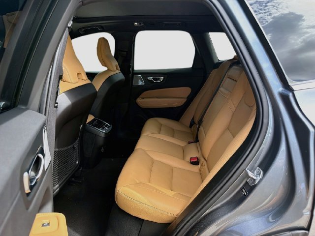 Used 2019 Gray Metallic Volvo Inscription image 22