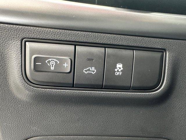 New 2026 Phantom Black Hyundai SE image 30
