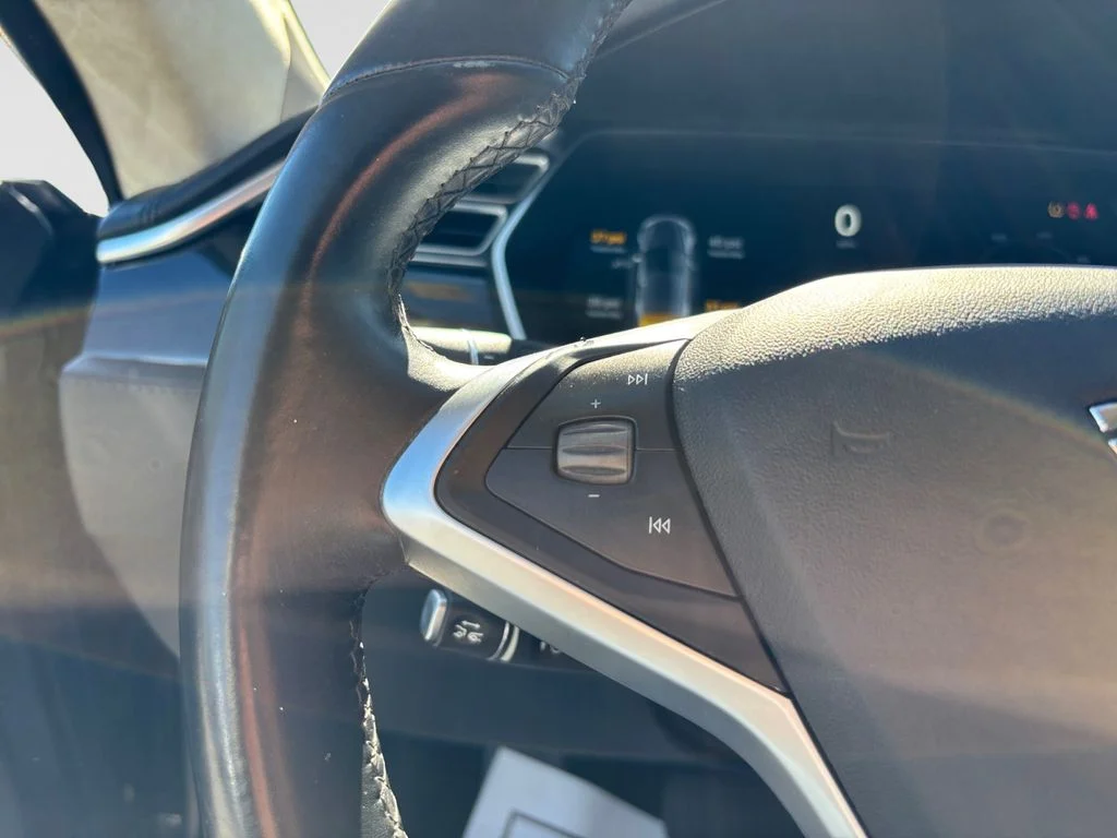 Used 2015 Gray Tesla 70D image 26