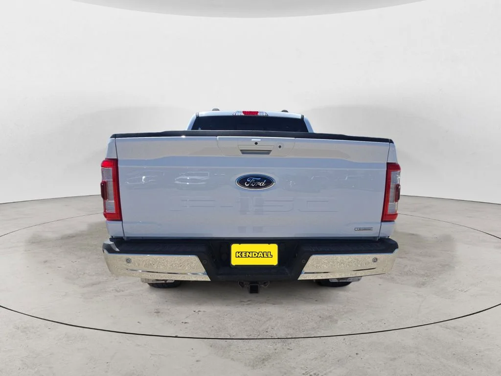 Used 2021 White Ford Lariat image 6