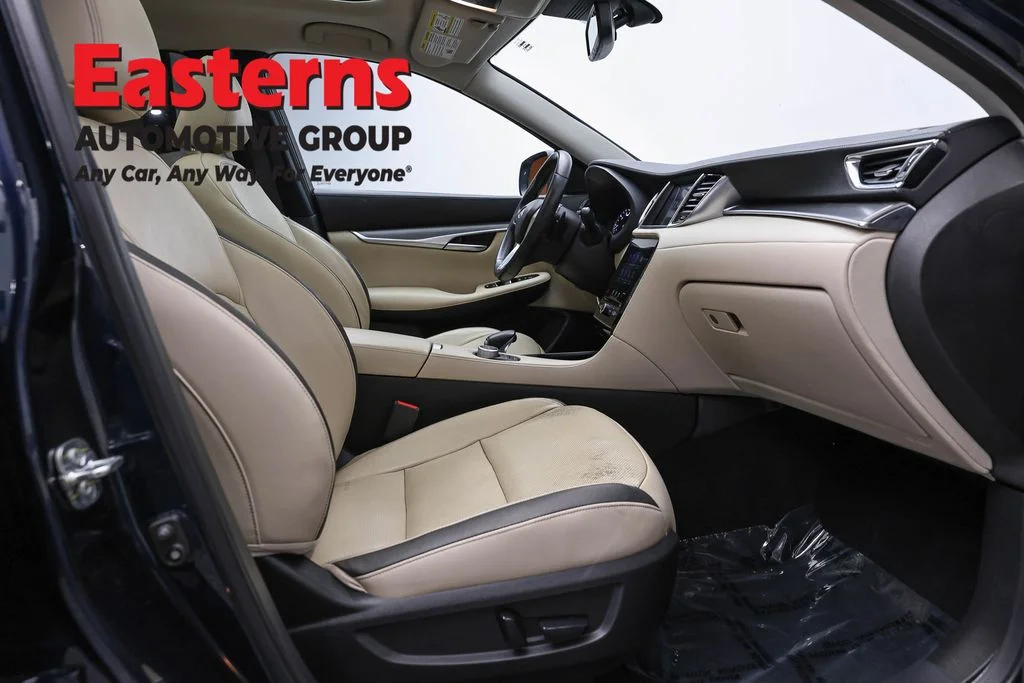 Used 2022 Blue INFINITI LUXE image 24