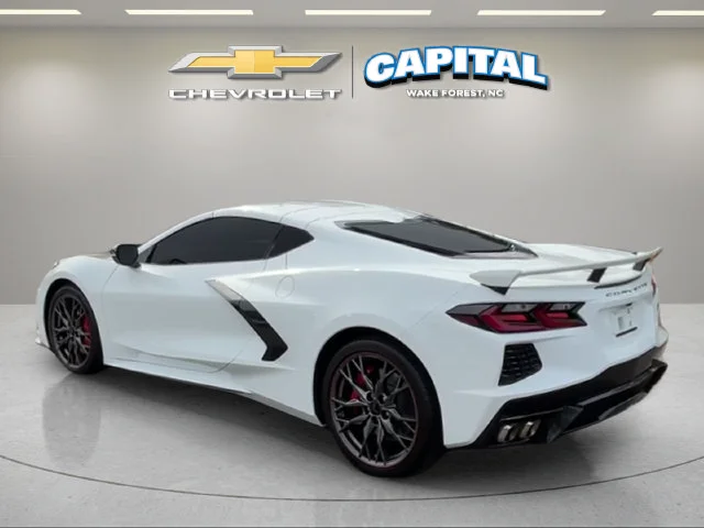 Used 2025 White Chevrolet Stingray image 5