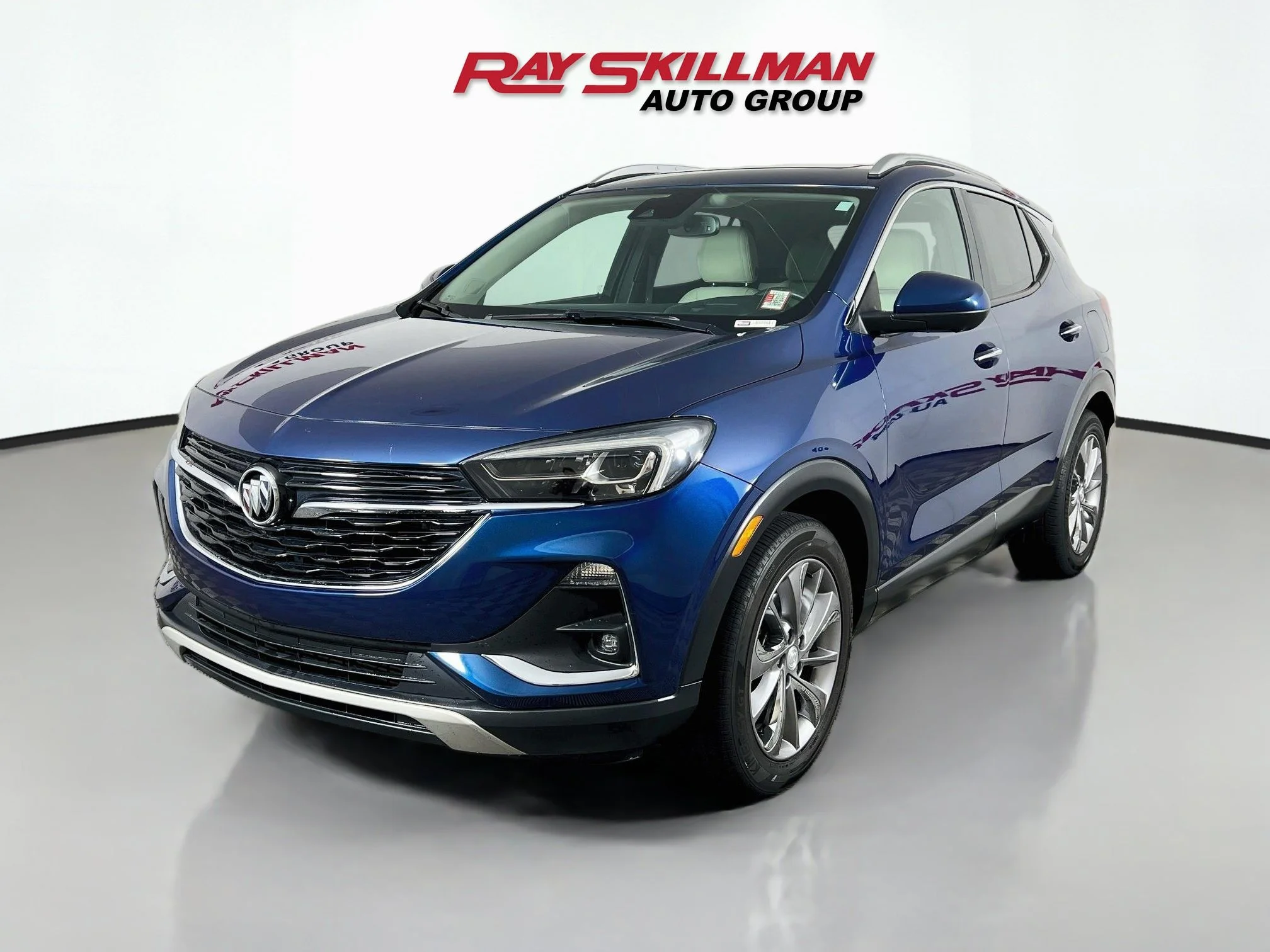 Used 2020 Deep Azure Metallic Buick ESSENCE image 3