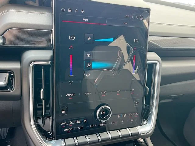 New 2026 Onyx Black GMC Elevation image 11