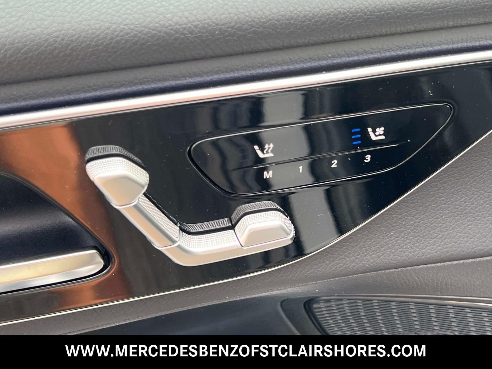 New 2026 Graphite Grey Metallic Mercedes-Benz GLC 300 image 17