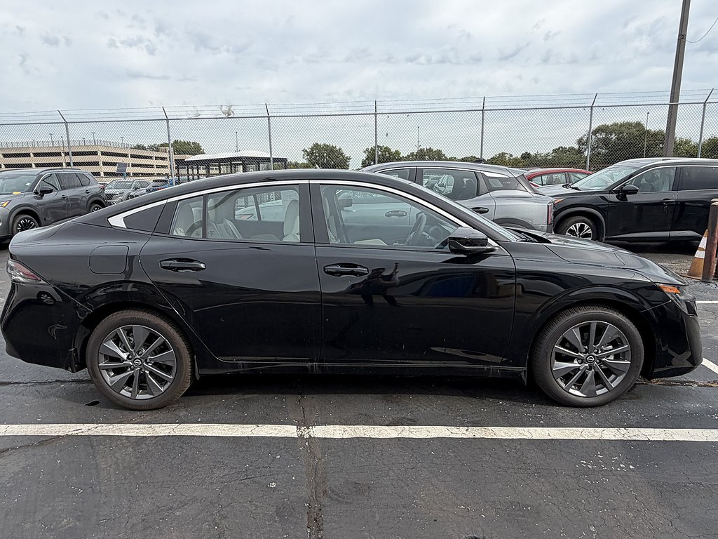 Used 2026 Super Black Nissan SL image 157