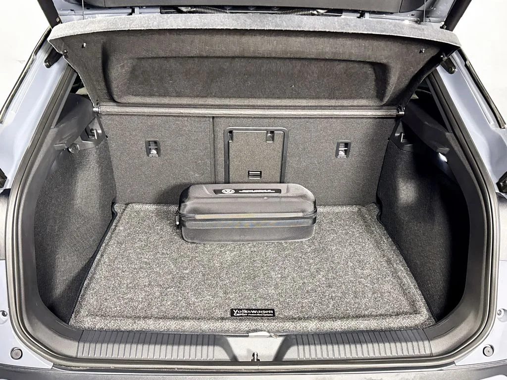 Used 2023  Volkswagen Pro S image 22