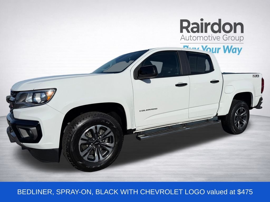 Used 2022 White Chevrolet Z71 image 3