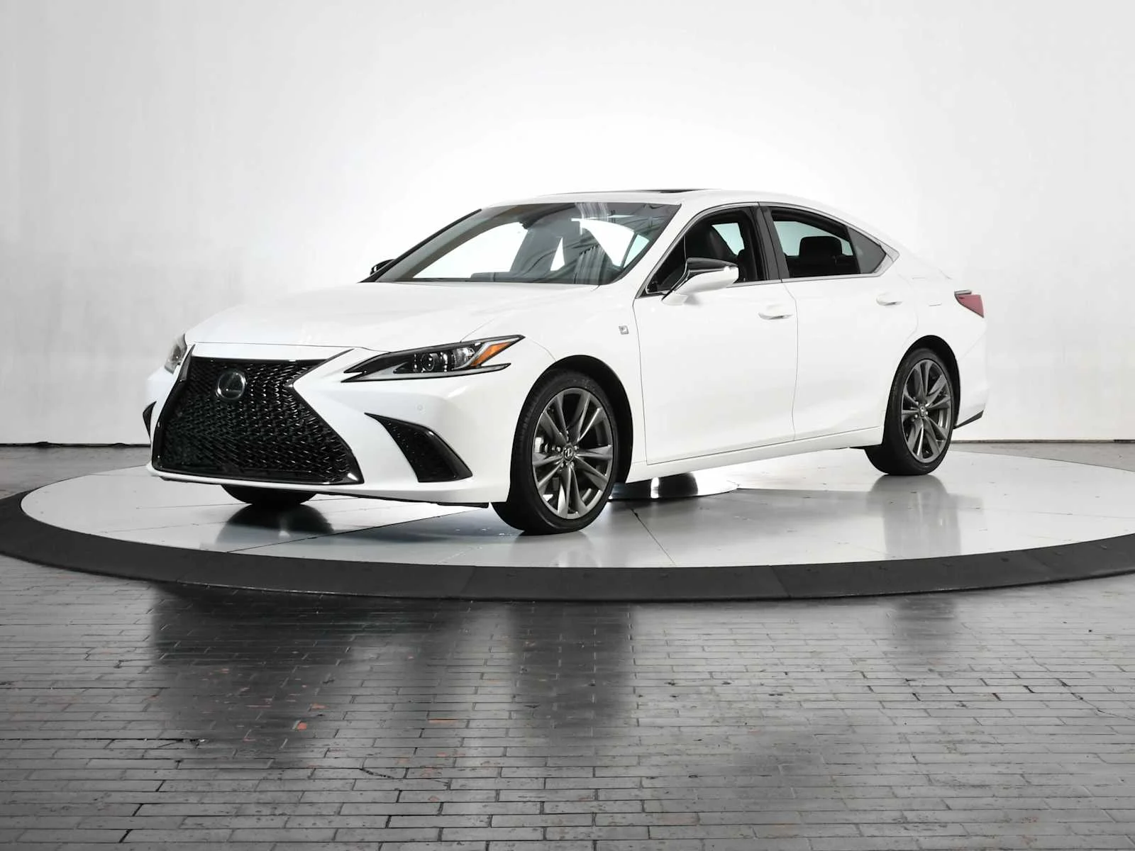2019 Lexus ES 350 350 F SPORT's photo
