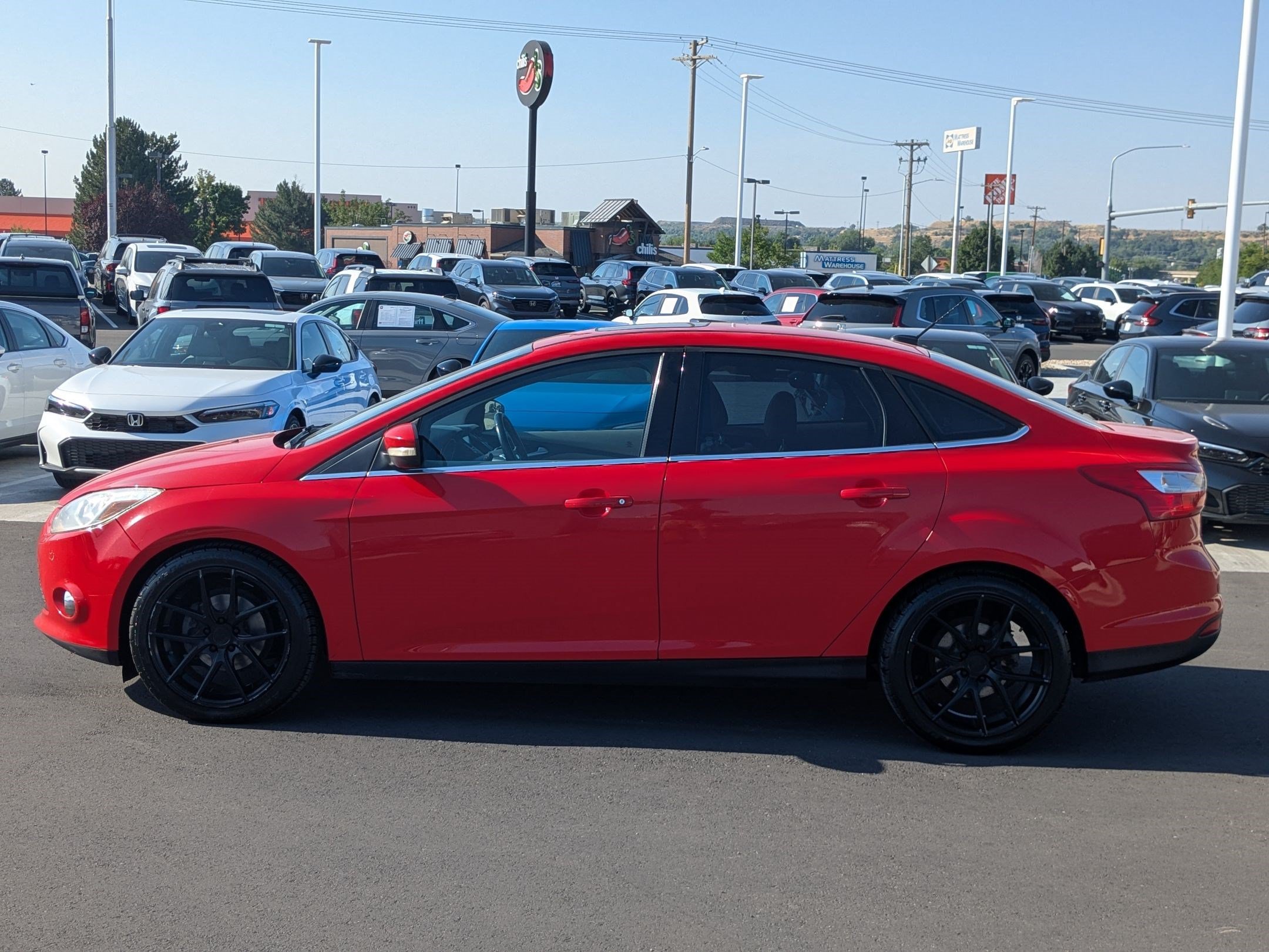 Used 2012 Race Red Ford SEL image 7