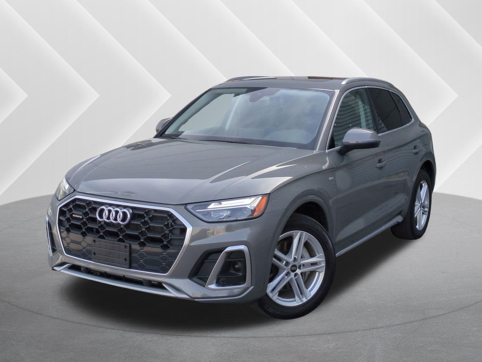 2023 Audi Q5 55 e Premium's photo