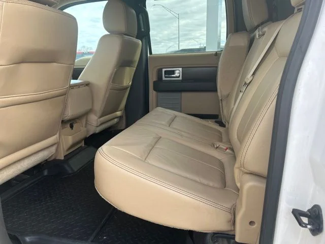 Used 2012 White Ford Lariat image 8