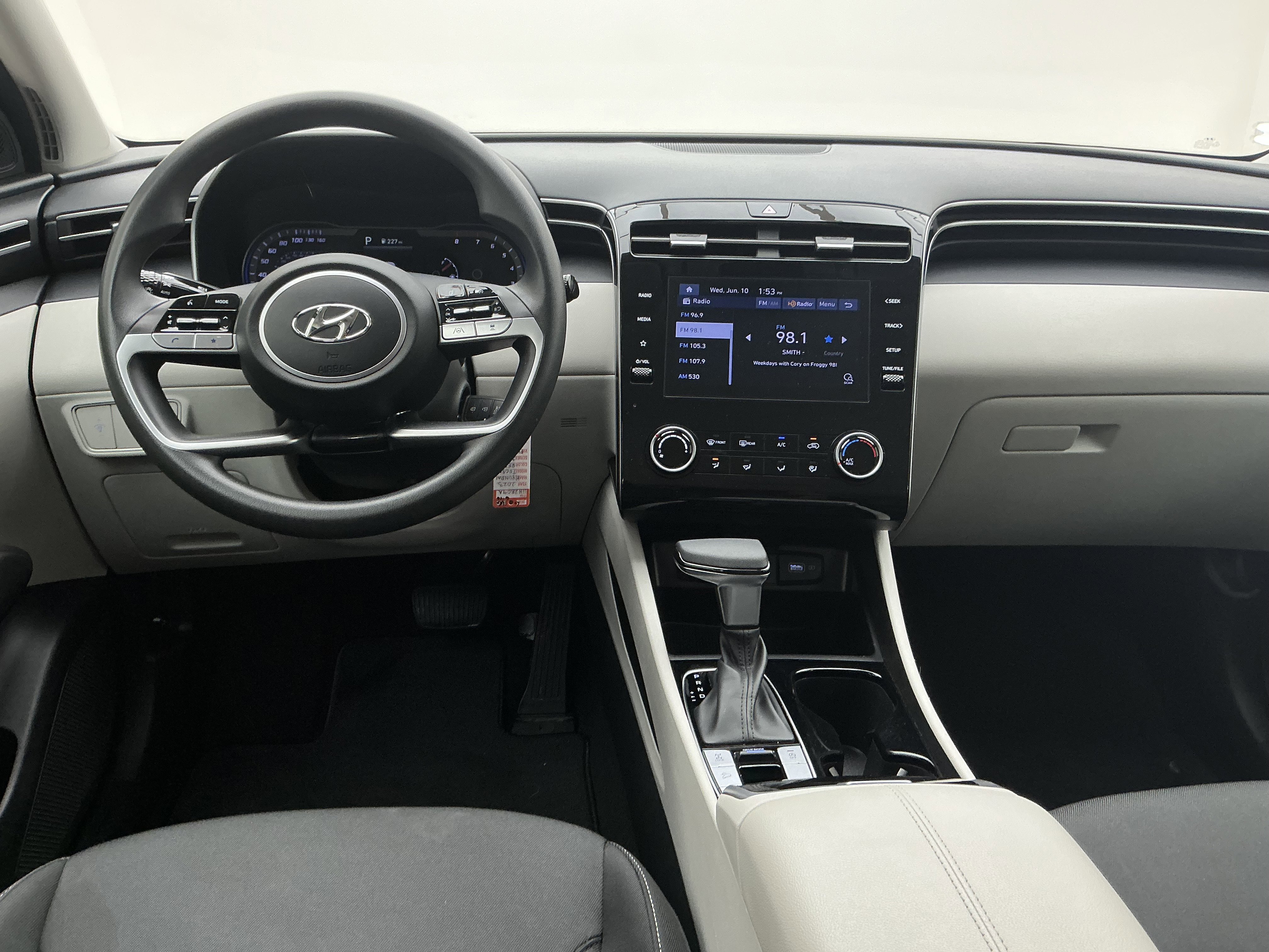2023 Hyundai Tucson SE - Photo 20
