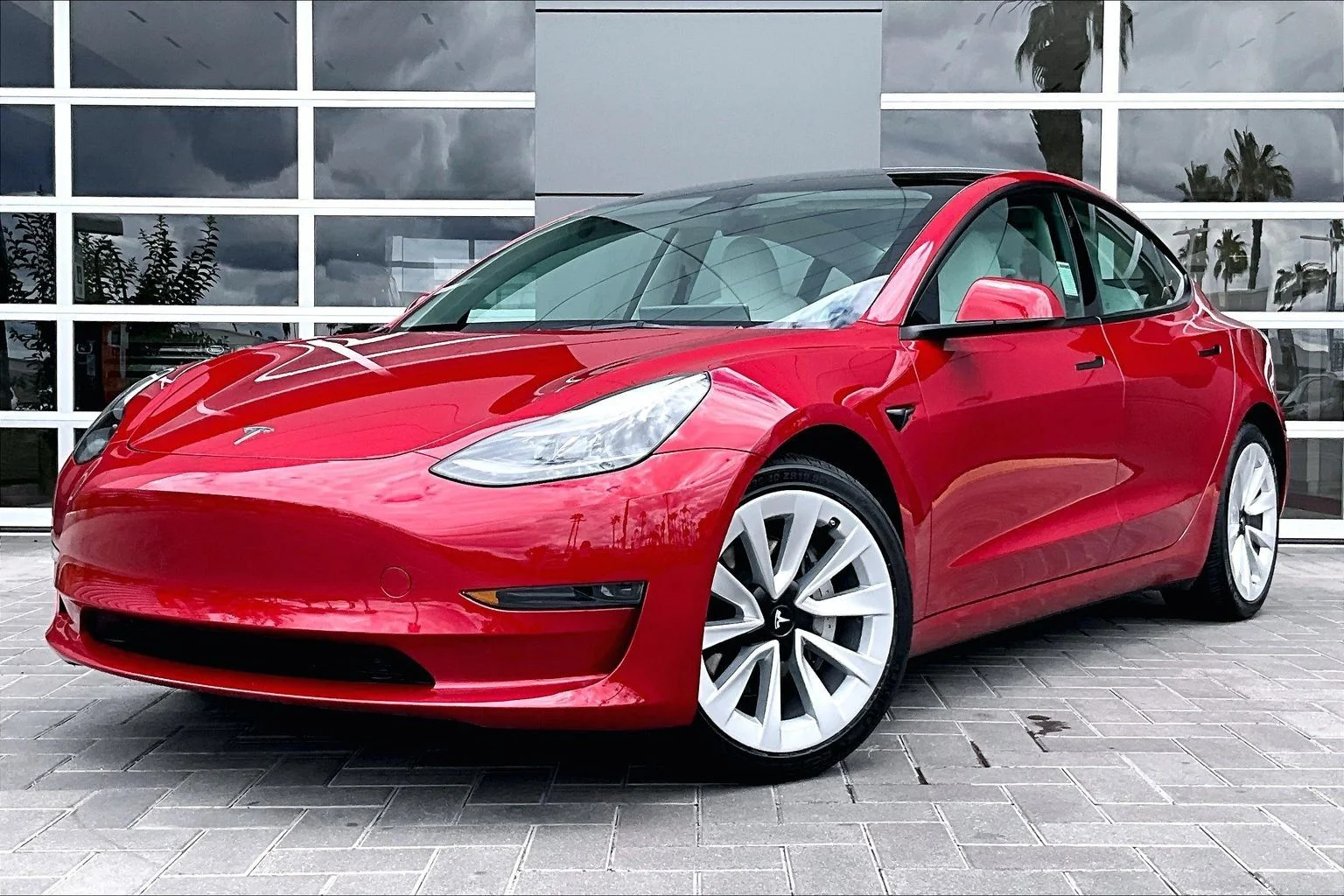 2023 Tesla Model 3 -'s photo
