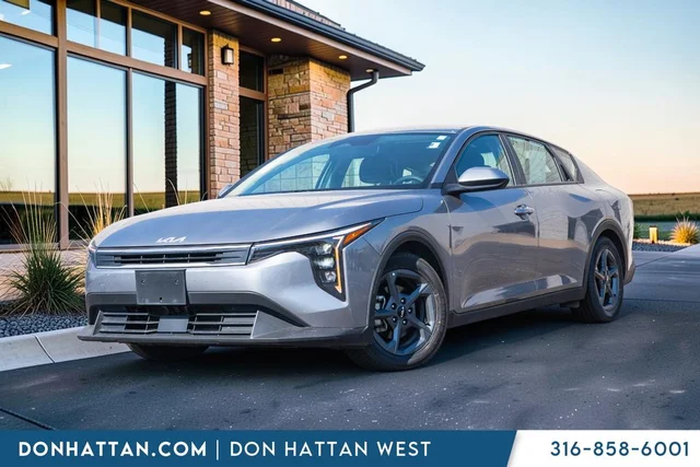 2025 Kia K4 LXS