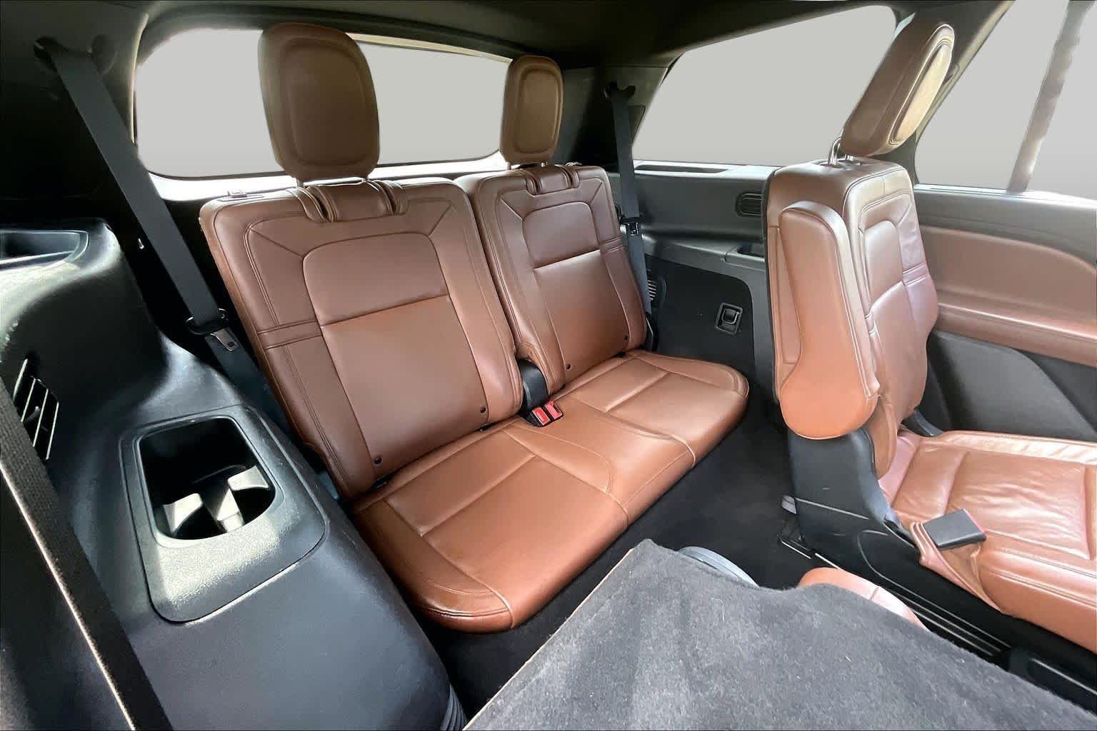 Used 2020 Infinite Black Lincoln Reserve image 35