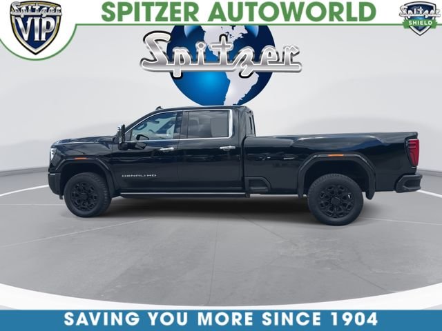 Used 2024 Black GMC Denali Ultimate image 8