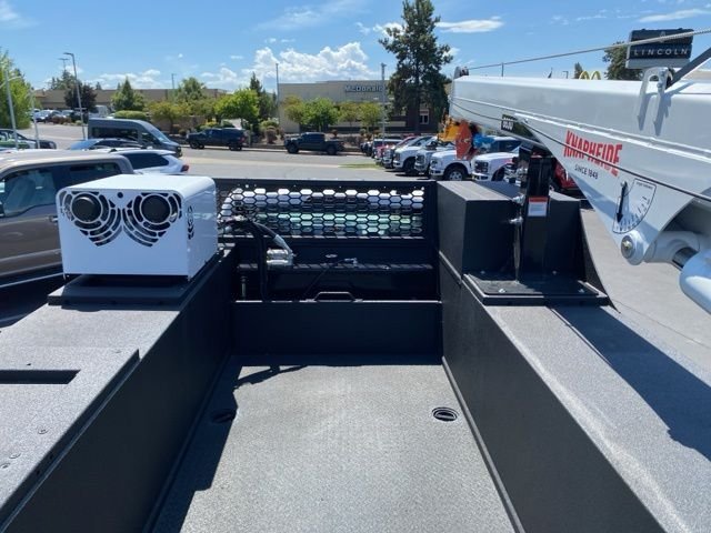 2025 Ford F-600 Super Duty Chassis Cab XL - Photo 22