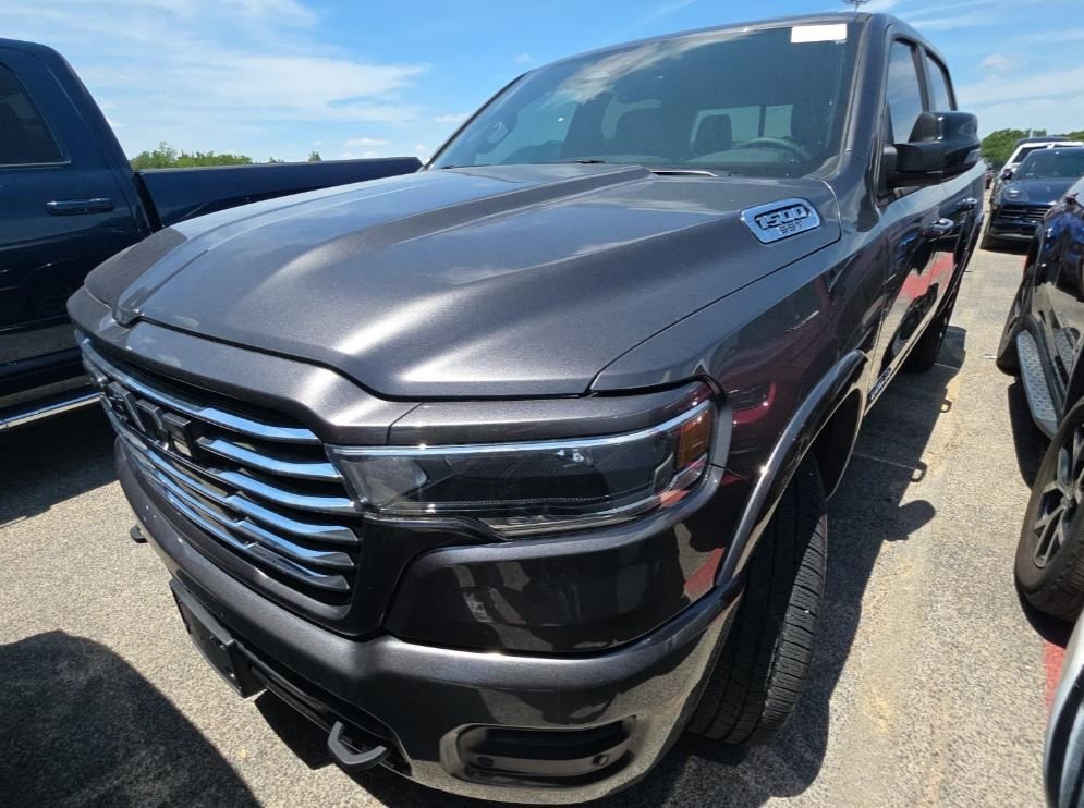 2025 RAM 1500 Laramie 4x4 Crew Cab 5'7's photo