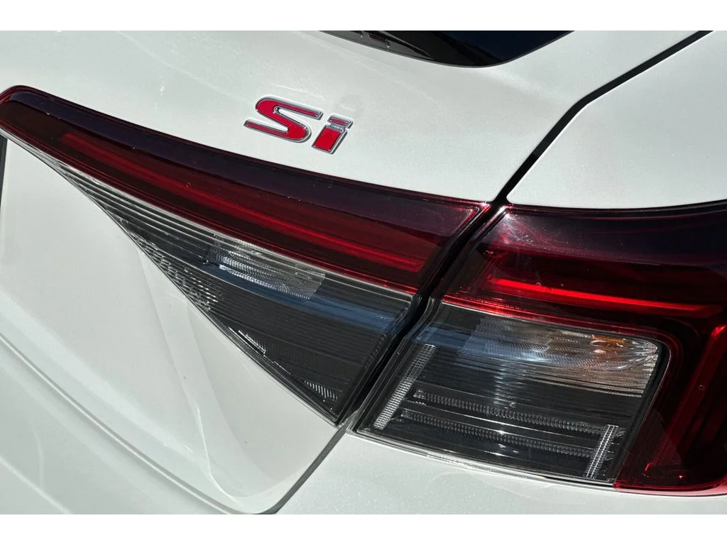 New 2026 Platinum White Pearl Honda  image 31