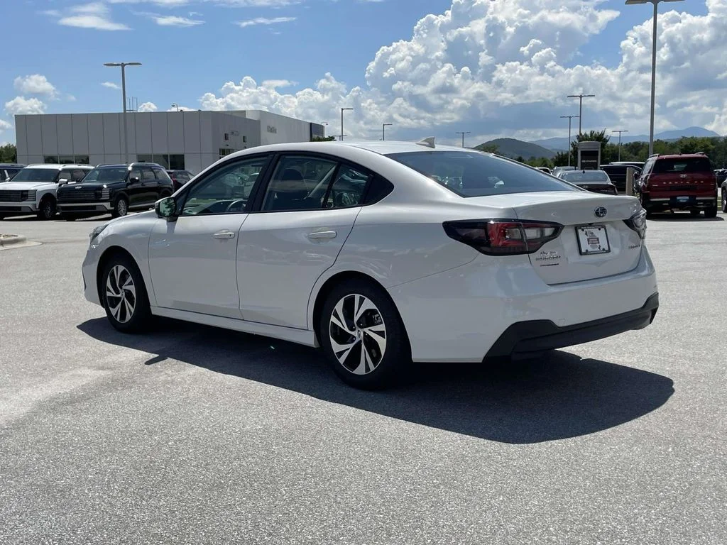 2025 Subaru Legacy Premium - Photo 25